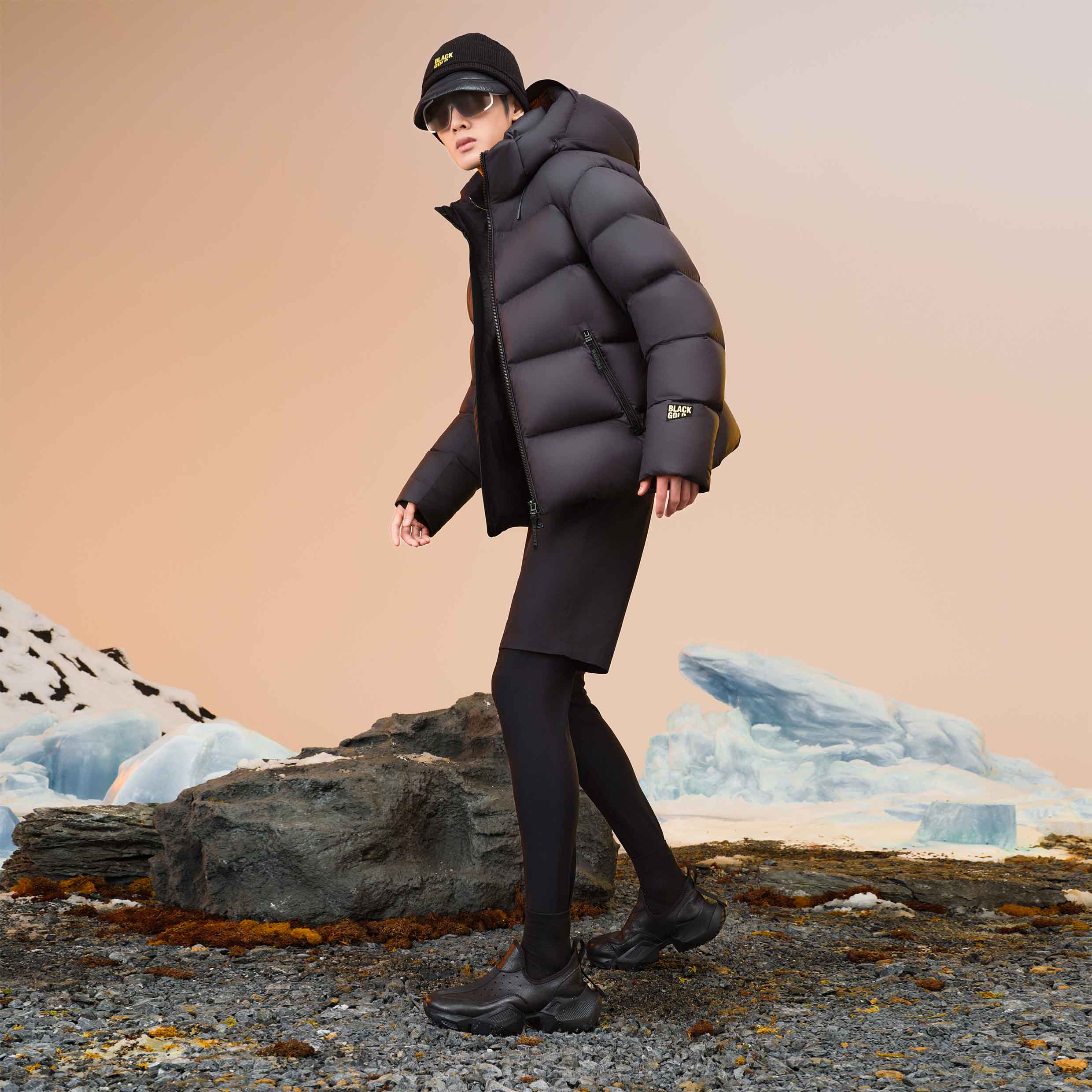 Utility Chic Unisex 5 Grid - Black