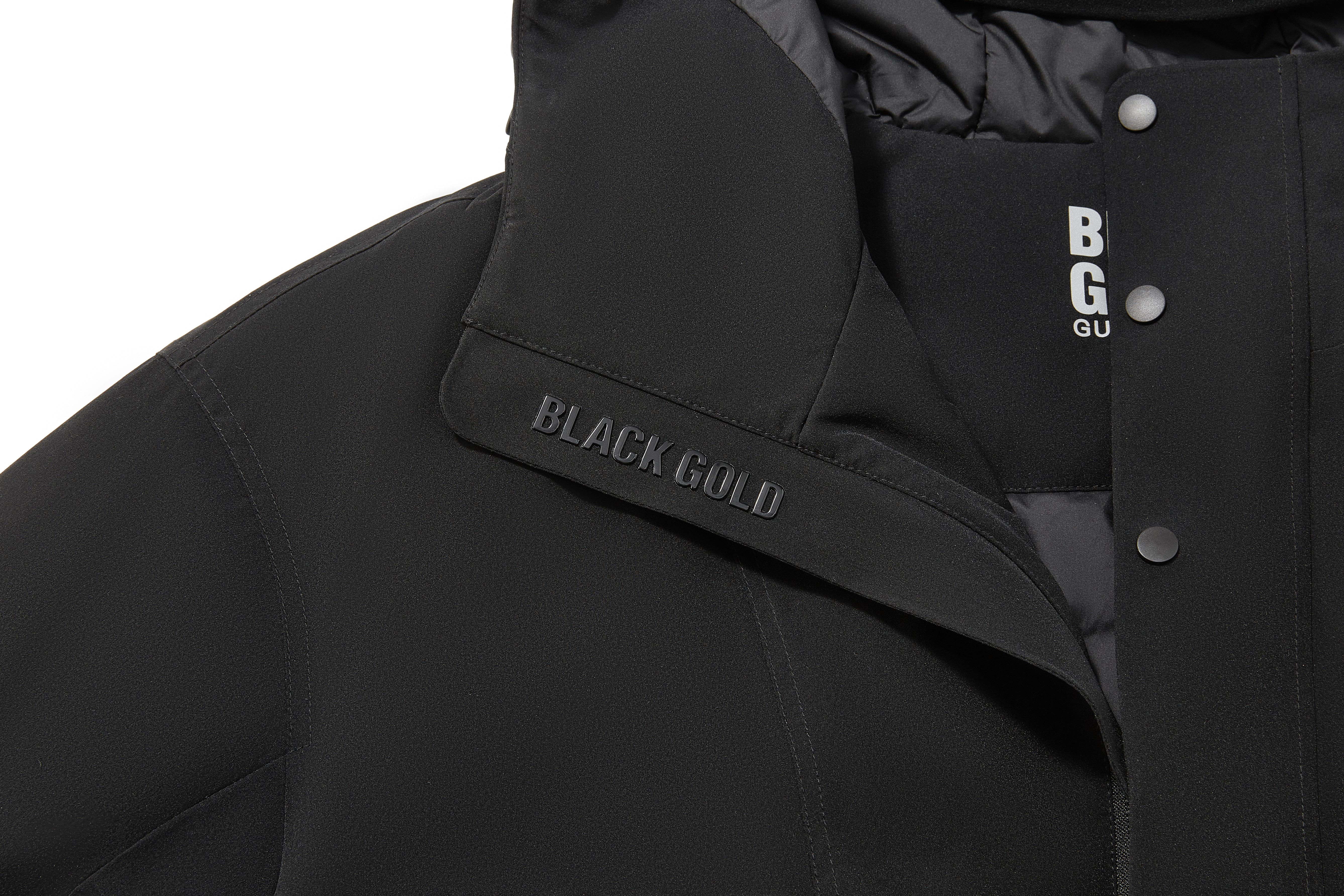 Light Shell -Short mid-thigh cut