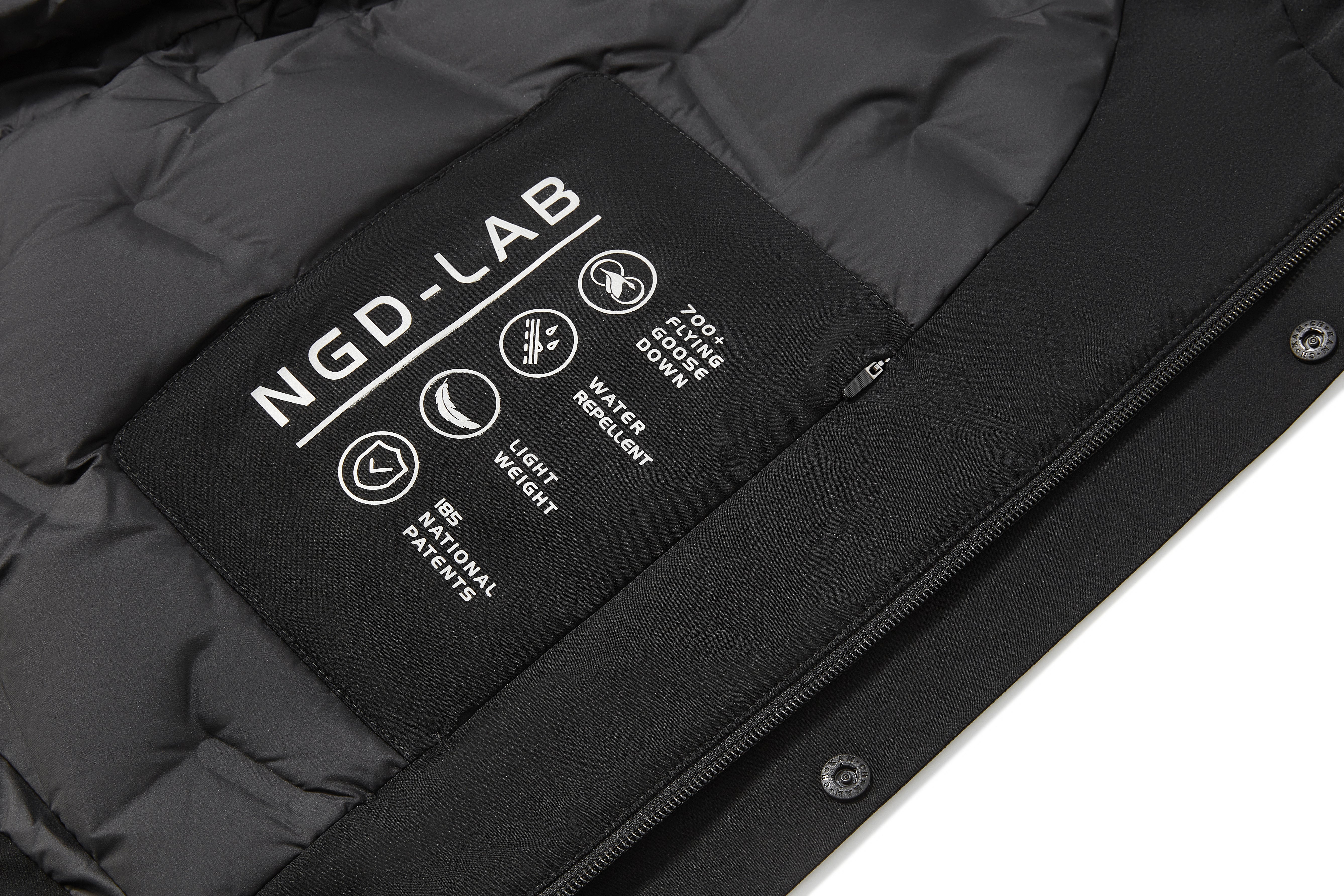 Light Shell -Short mid-thigh cut