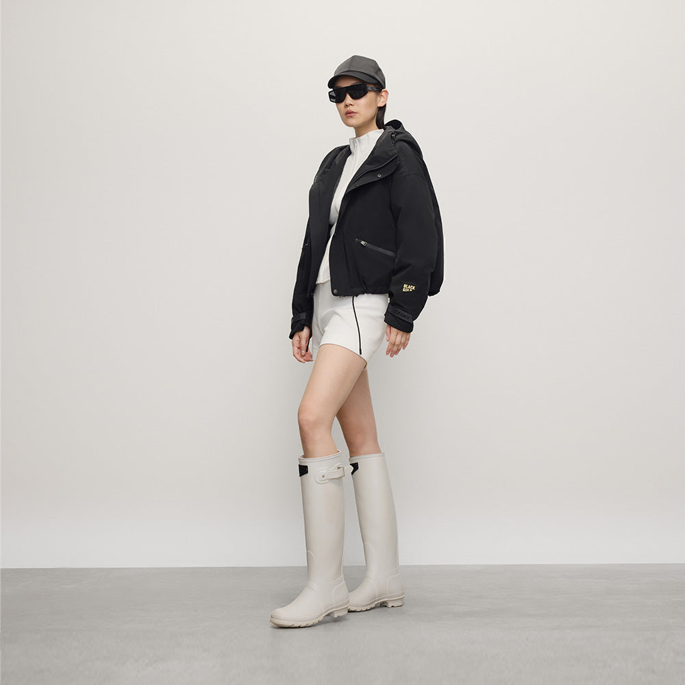 Light Shell -Short mid-thigh cut