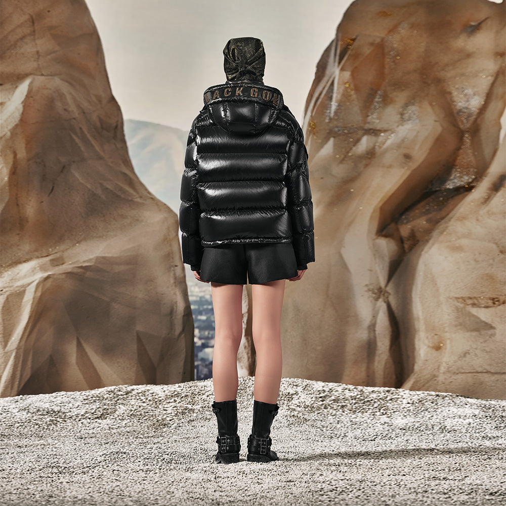 YANG MI SIGNATURE LOOK- Black Gold Puff 5.0