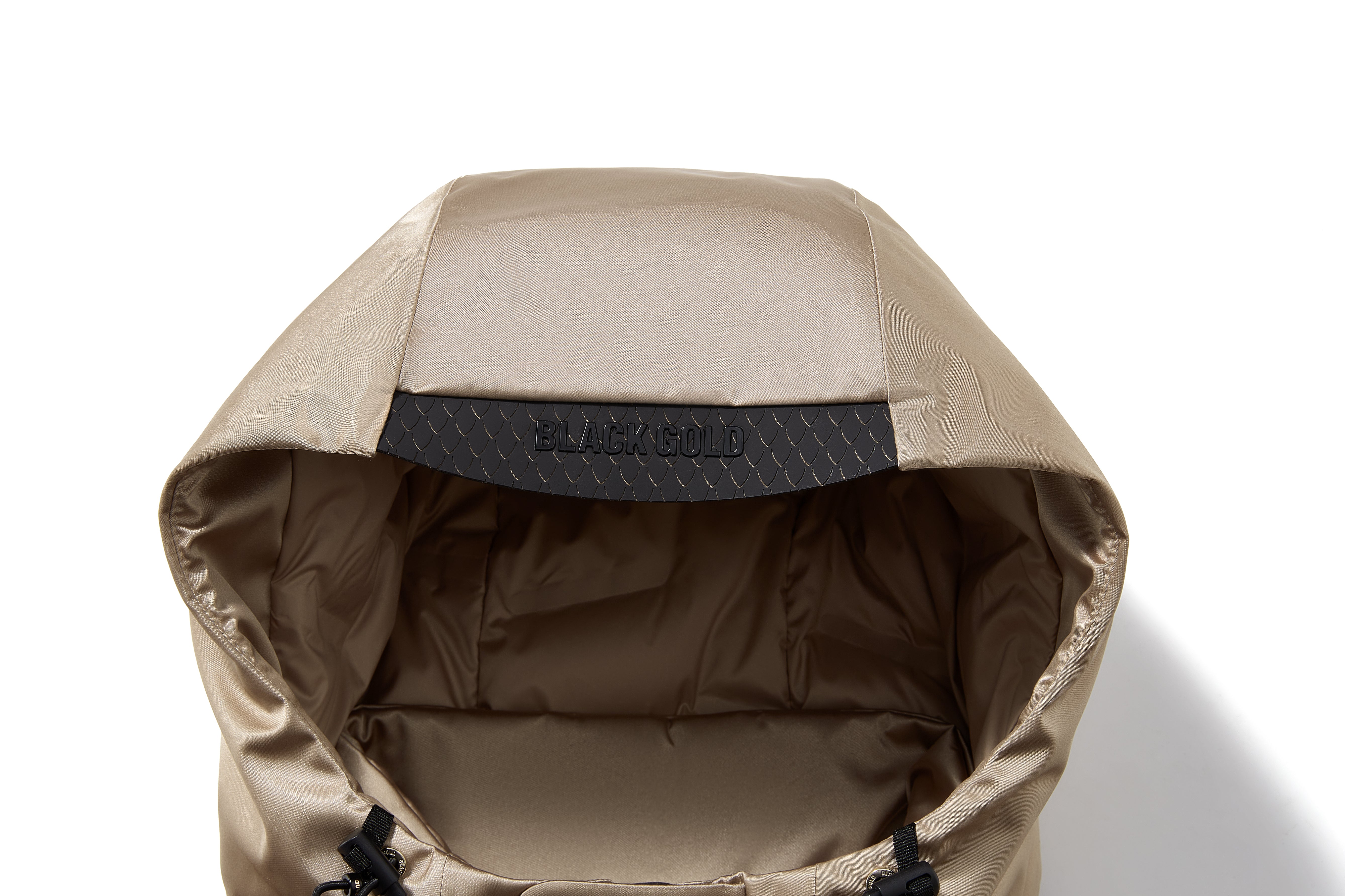 Yang Mi  Signature Look - Yun Brocade Heritage Collection - Wind Shell