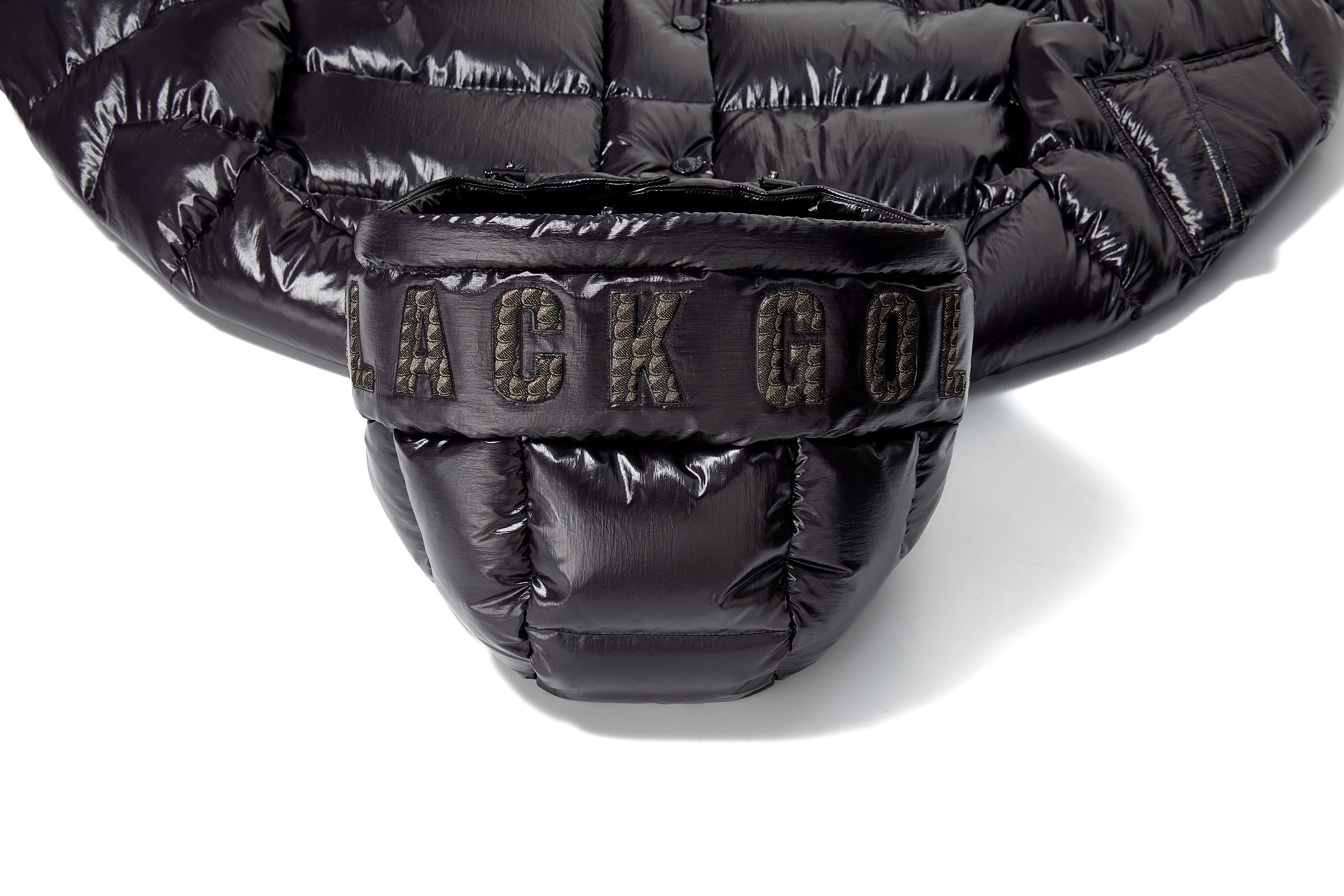 YANG MI SIGNATURE LOOK- Black Gold Puff 5.0