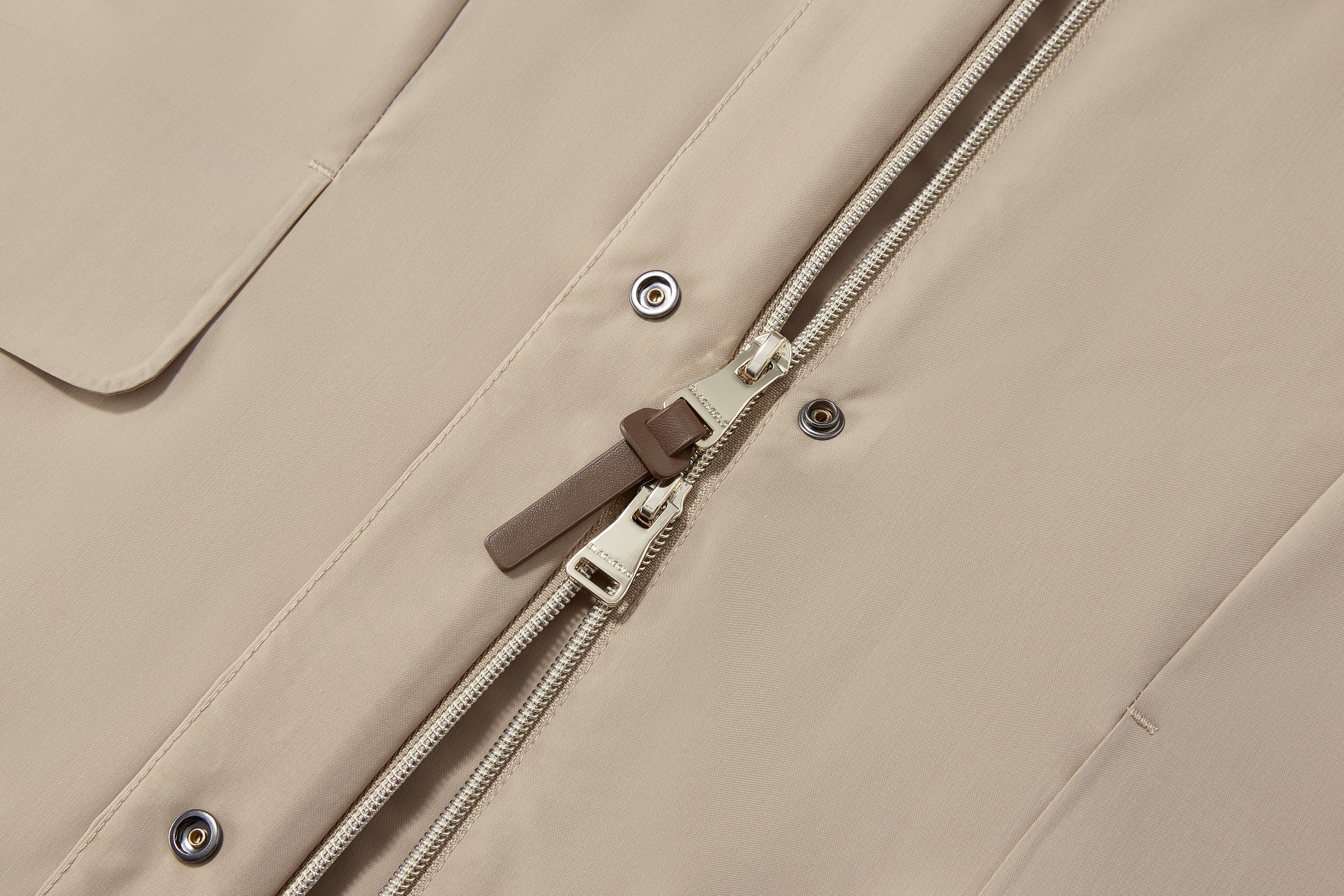 Future Wool - light Shell- Trench coat style