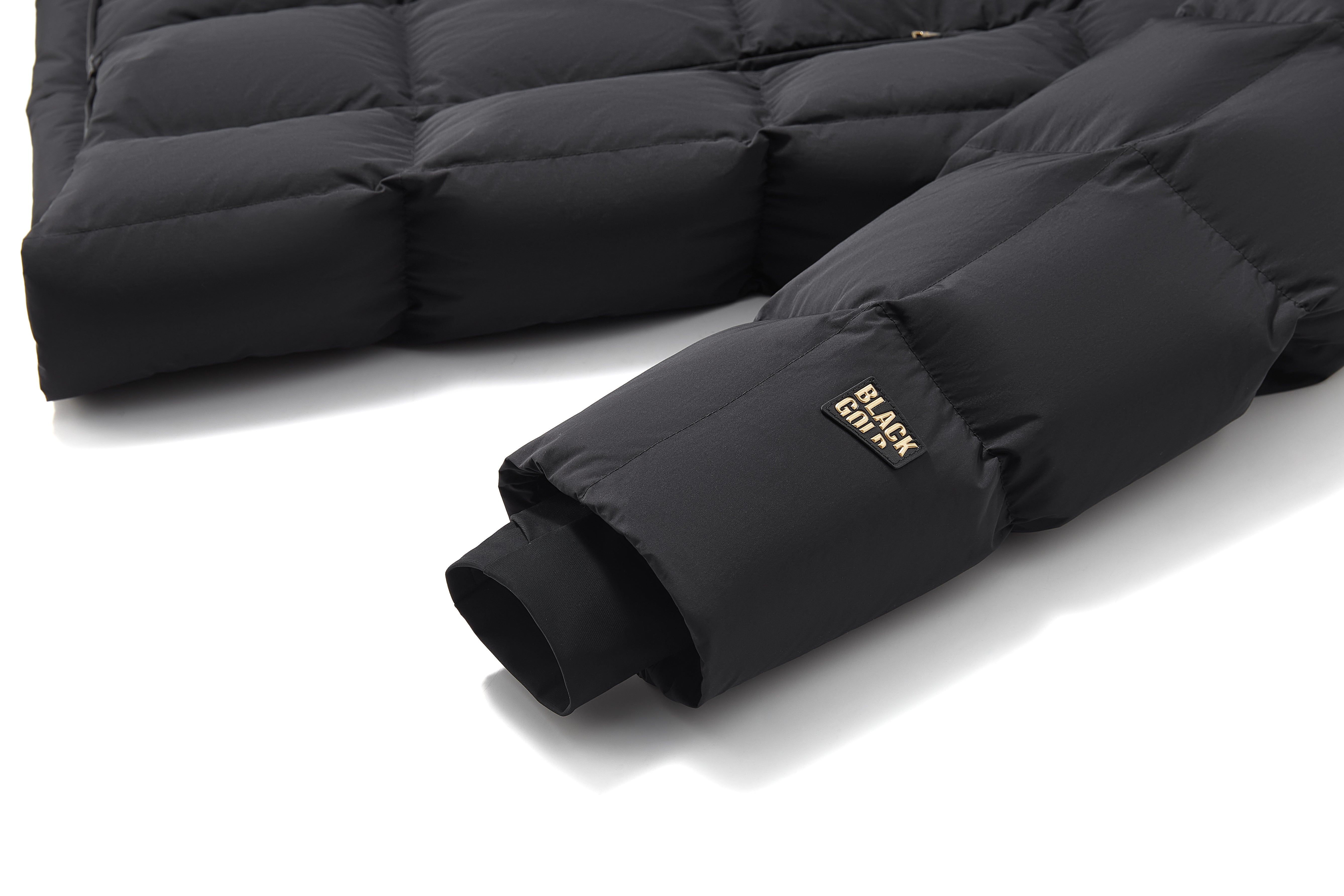 Queen 5 Grid Shorty - Black